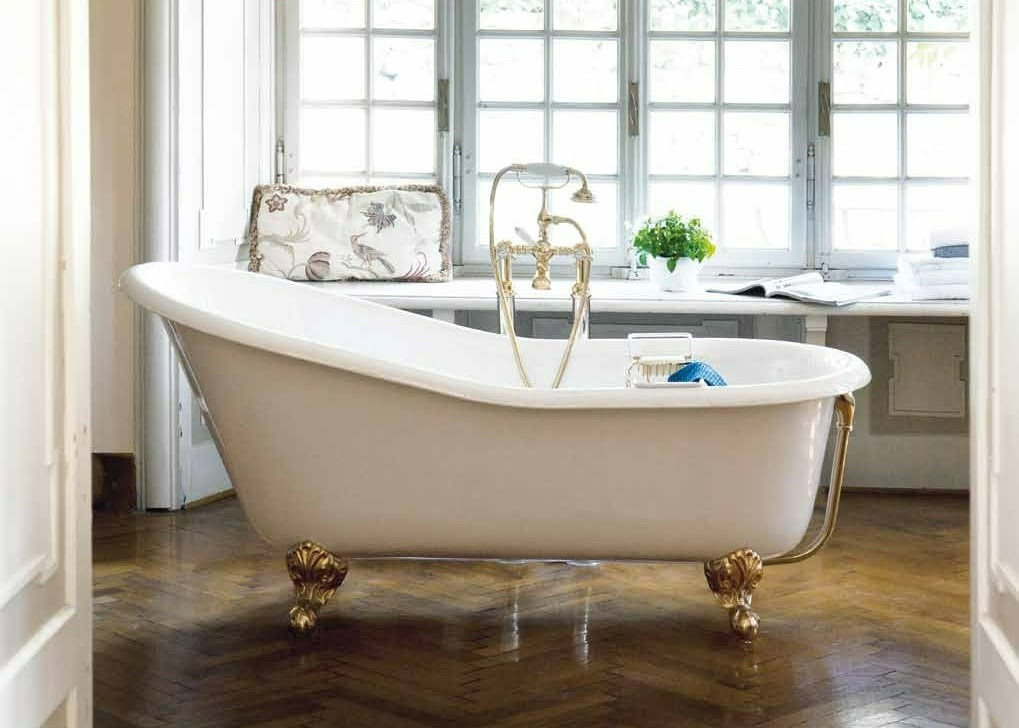 Bathtub